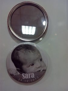 Zaragoza Ole Souvenirs. Chapa-espejo-bautizo-comunión-regalos Zaragoza Ole Souvenirs. Chapa con espejo bautizo o comunión