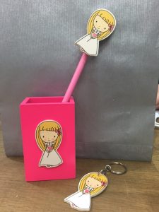 Zaragoza Ole Souvenirs. Regalos-comunión-niña Zaragoza Ole Souvenirs. Regalos comunión niña